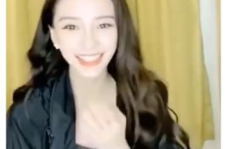 娱乐吃瓜赵露丝,娱乐圈的“吃瓜”女神，揭秘她的星途历程